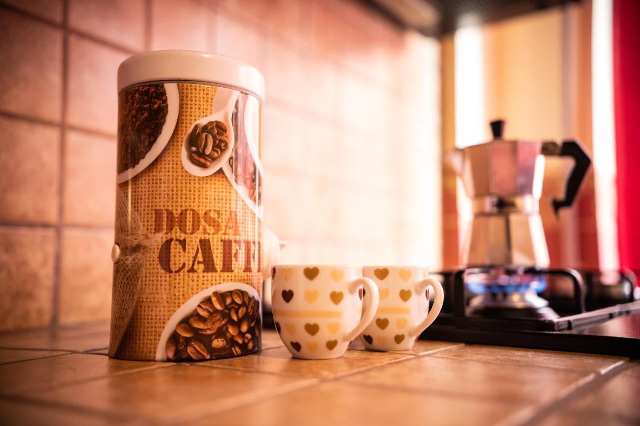 Casa Vacanza Dinastia Borbone - Centro Storico 나폴리 외부 사진